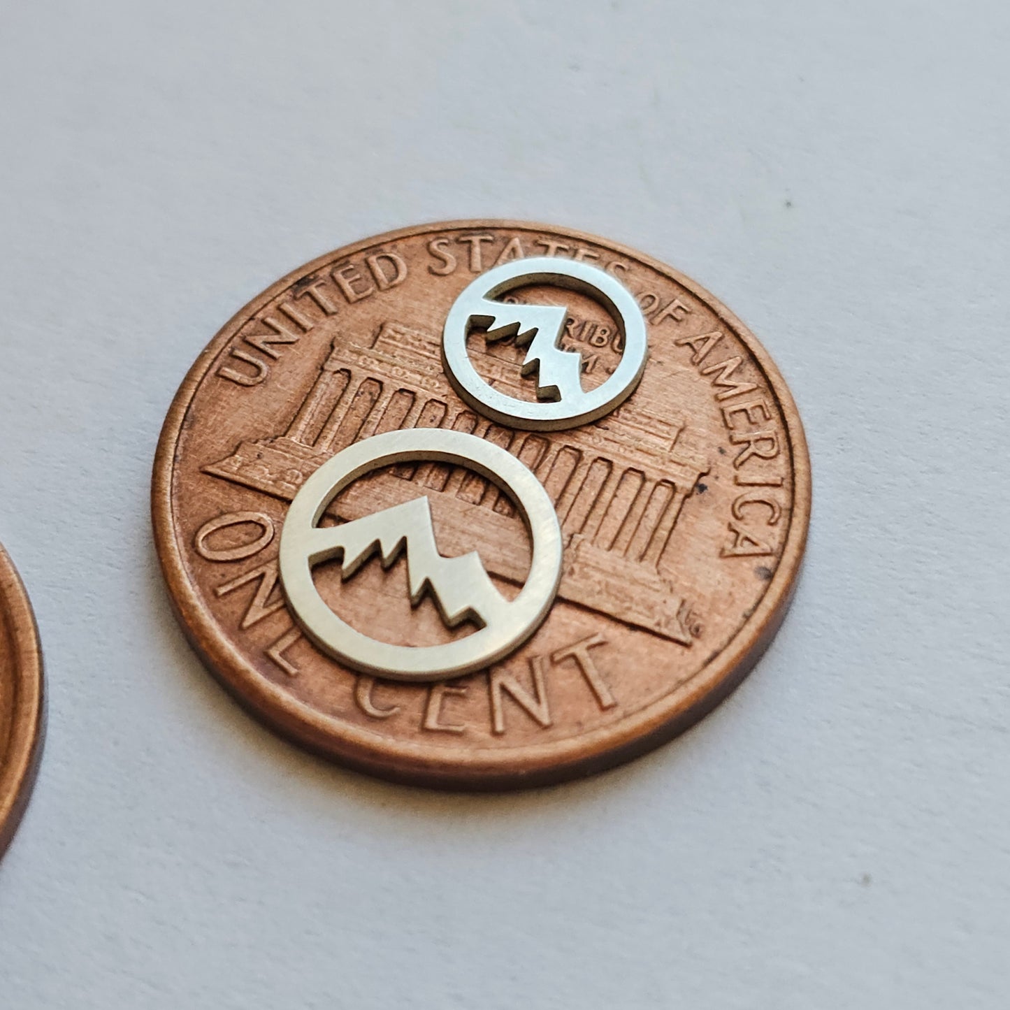 Sterling silver mountain in Circle,Mountain cut out , Solderable silver components