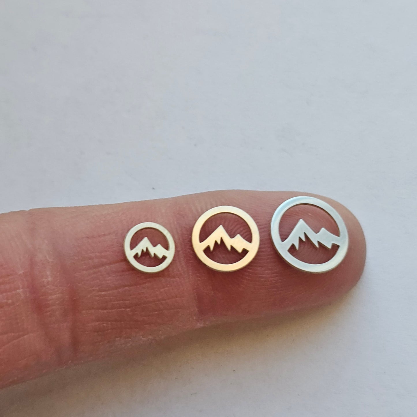 Sterling silver mountain in Circle,Mountain cut out , Solderable silver components