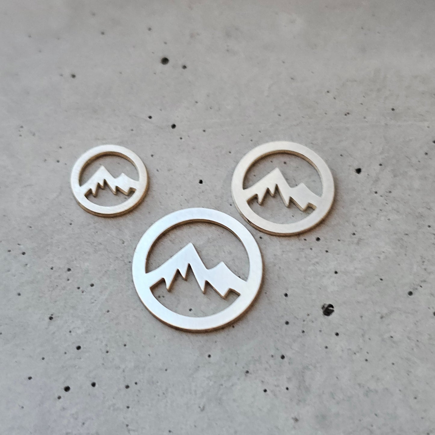 Sterling silver mountain in Circle,Mountain cut out , Solderable silver components